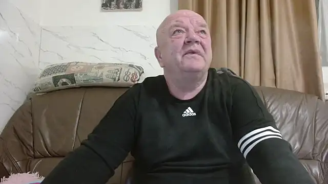 fullballs6 online show from January 19, 2:58 am