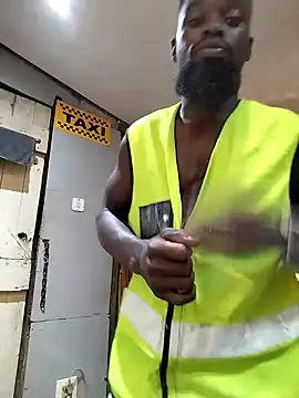 Snapshot of Chocolate_factory_man chatting on January 5, 10:08 pm Chocolate factory man online show from January 5, 10:08 pm