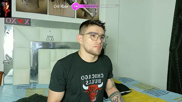 Snapshot of Sexy_Alejandro_ chatting on January 28, 11:28 am Sexy Alejandro  online show from January 28, 11:28 am