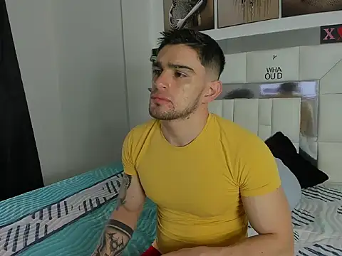 Snapshot of Sexy_Alejandro_ chatting on December 3, 12:27 pm Sexy Alejandro  online show from December 3, 12:27 pm