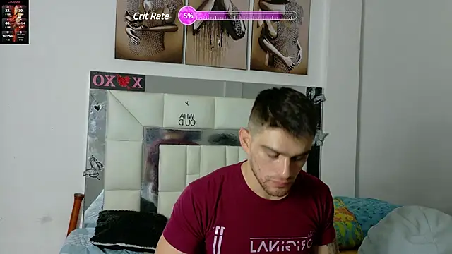 Snapshot of Sexy_Alejandro_ chatting on February 4, 11:27 am Sexy Alejandro  online show from February 4, 11:27 am