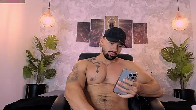 Snapshot of Regan__ chatting on March 22, 4:24 am Regan   online show from March 22, 4:24 am
