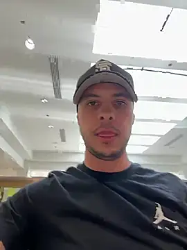 themouate online show from July 30, 8:41 pm