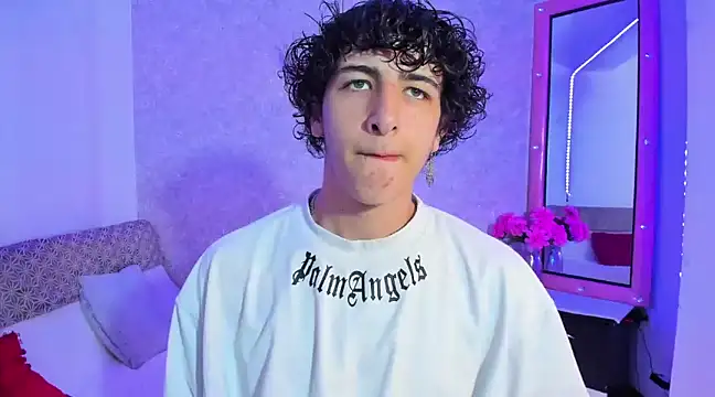 Kerverr  online show from January 20, 11:32 pm