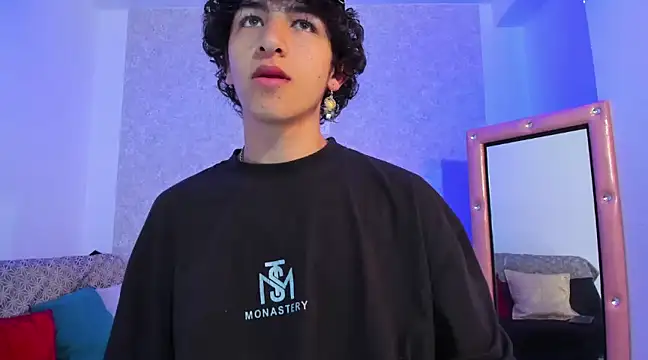 Kerverr  online show from February 5, 2:26 pm