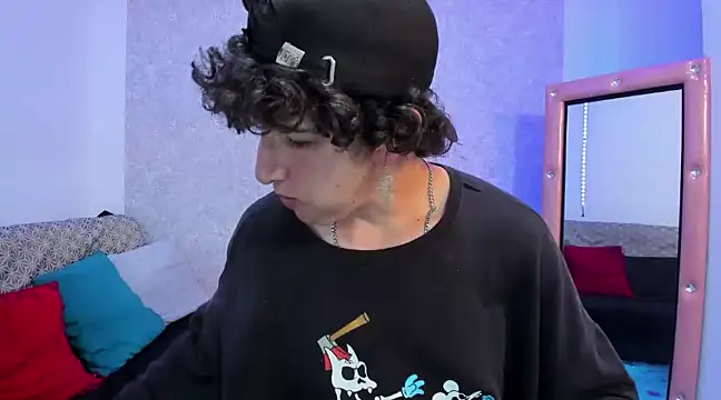 Kerverr  online show from February 6, 2:33 am