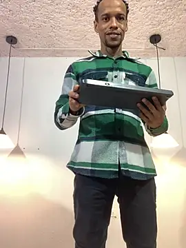 Salomon koude online show from April 1, 5:21 pm