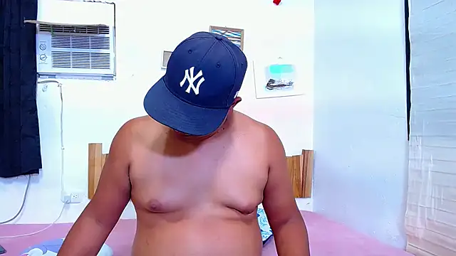 lucasandSofi online show from November 16, 11:18 pm