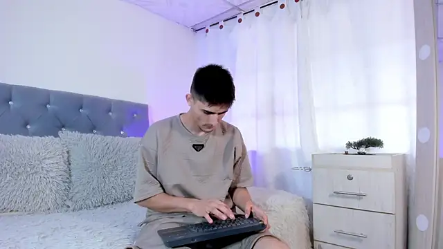 PhilipRich online show from September 29, 5:31 pm