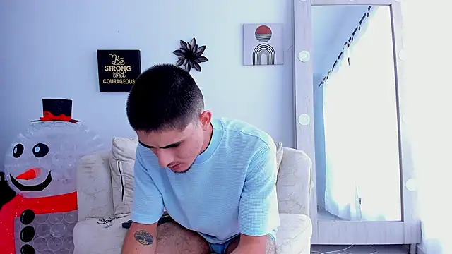 PhilipRich online show from December 23, 2:50 pm