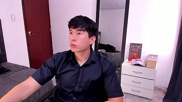 Snapshot of setsuna10 chatting on February 12, 7:24 pm setsuna10 online show from February 12, 7:24 pm