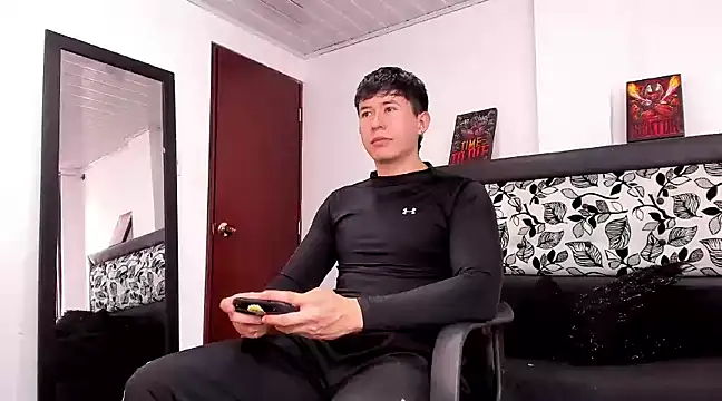 Snapshot of setsuna10 chatting on December 16, 8:48 pm setsuna10 online show from December 16, 8:48 pm