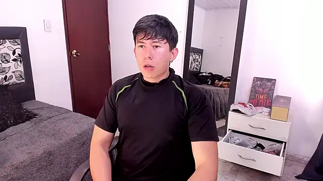 Snapshot of setsuna10 chatting on February 6, 9:28 pm setsuna10 online show from February 6, 9:28 pm