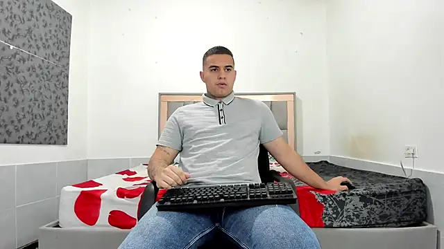 simookeler online show from February 25, 2:34 am