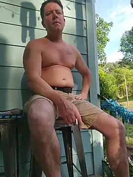 Bigtater1999 online show from April 12, 9:27 pm