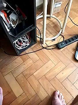 Snapshot of lobomisterioso13 chatting on March 7, 1:07 pm lobomisterioso13 online show from March 7, 1:07 pm