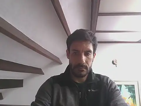 elkike1980 online show from May 28, 1:42 pm