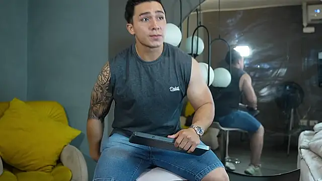 Ryan Hunt online show from January 26, 8:34 pm