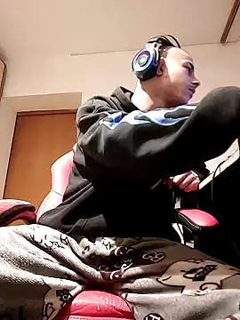 BigDickEnrg7195 online show from December 8, 11:51 pm