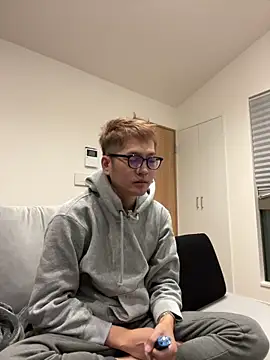 kensnb online show from December 25, 8:28 pm