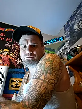 clitstitsandbongrips online show from March 4, 12:01 pm