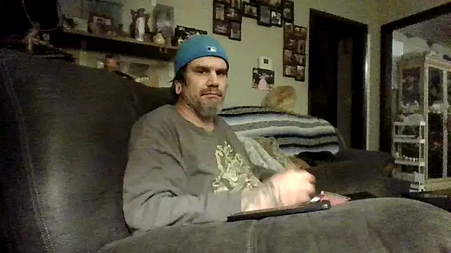 clitstitsandbongrips online show from October 9, 7:02 am