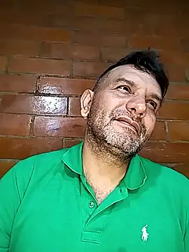 RogueTraveler online show from March 6, 3:14 am