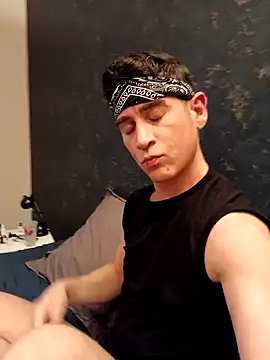 ElyasMatt online show from January 14, 4:18 pm