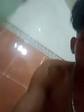 Snapshot of raiu1257 chatting on September 26, 8:01 am raiu1257 online show from September 26, 8:01 am