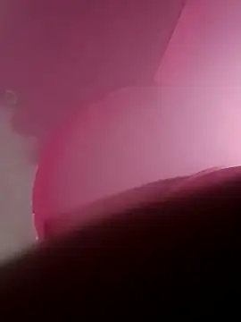 Snapshot of raiu1257 chatting on October 4, 6:18 am raiu1257 online show from October 4, 6:18 am