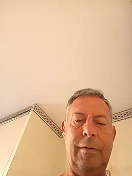 ActifBoy06 online show from October 1, 6:17 am