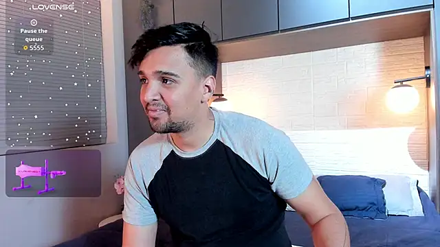 Edward max online show from October 24, 4:03 am