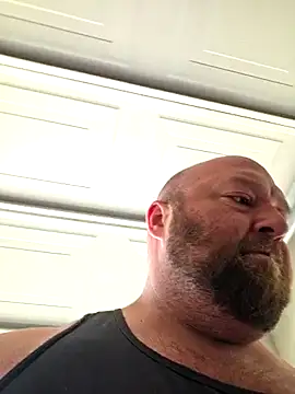 Snapshot of Strong_Bear89 chatting on February 27, 5:04 pm Strong Bear89 online show from February 27, 5:04 pm