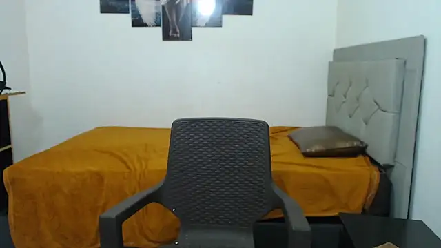 logannth online show from October 3, 7:41 pm