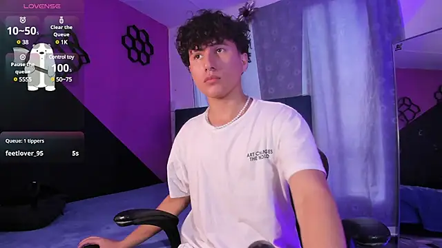 Mugiii 1 online show from December 5, 8:34 pm