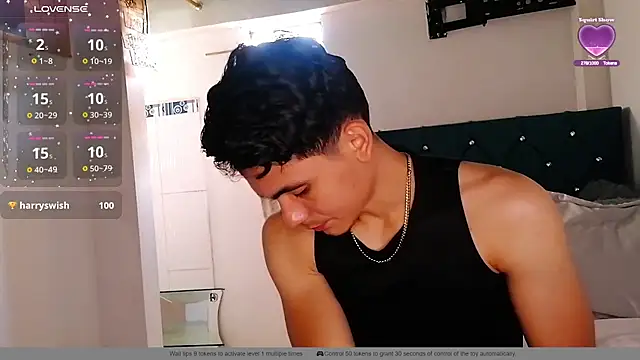 alexispaez457062 online show from February 12, 9:54 pm