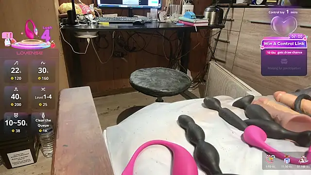 misteryman1956 online show from February 18, 8:12 am