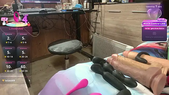 misteryman1956 online show from December 13, 7:53 pm