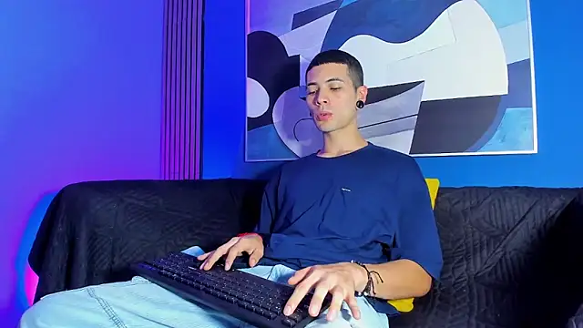 Jefer rick  online show from December 4, 11:28 am