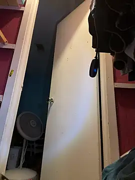 Snapshot of yomanfriend chatting on February 14, 6:56 am yomanfriend online show from February 14, 6:56 am