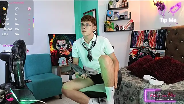 flowers18 online show from October 7, 10:36 pm