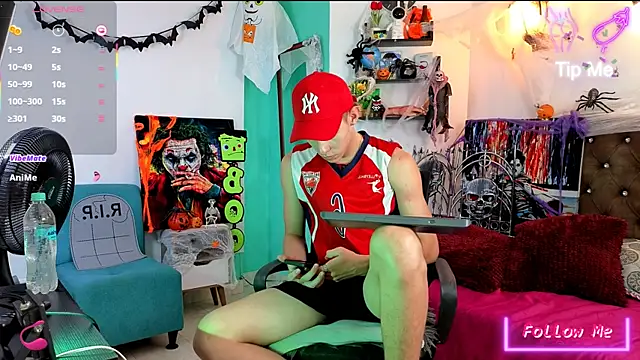 flowers18 online show from October 15, 9:33 pm