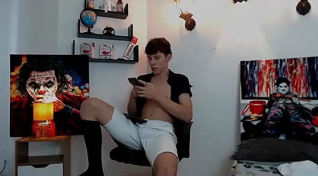 flowers18 online show from January 27, 9:22 pm