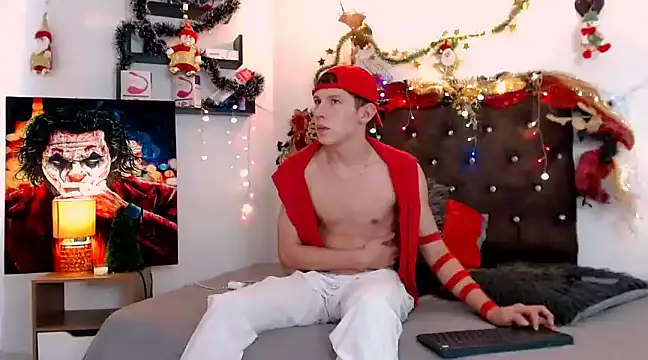 flowers18 online show from December 18, 7:52 pm