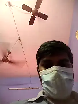 Tamilandteluguboy14 online show from January 10, 7:04 am