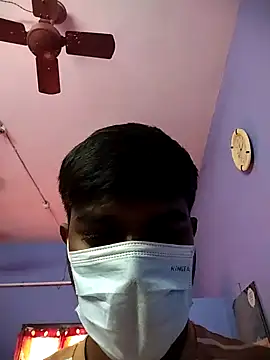 Tamilandteluguboy14 online show from January 23, 9:18 am