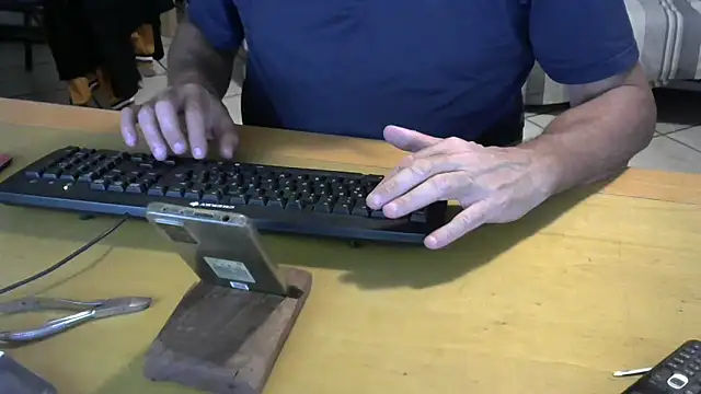 Snapshot of alkro63 chatting on October 23, 6:11 pm alkro63 online show from October 23, 6:11 pm