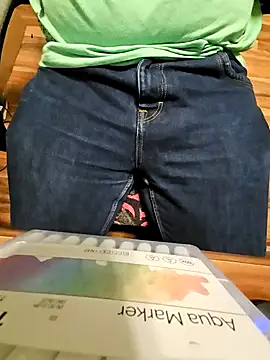 Snapshot of xleonxox chatting on January 8, 6:31 am xleonxox online show from January 8, 6:31 am