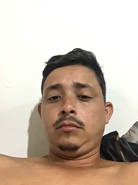 isacalejandroo online show from March 7, 5:38 am