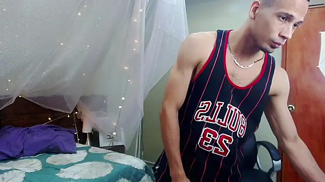 SonicJ25 online show from January 22, 9:44 pm